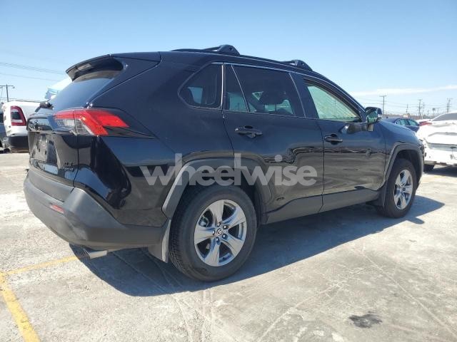 Photo 7 of 2024 TOYOTA RAV4 XLE (VIN JTMRWRFV3RD266535)