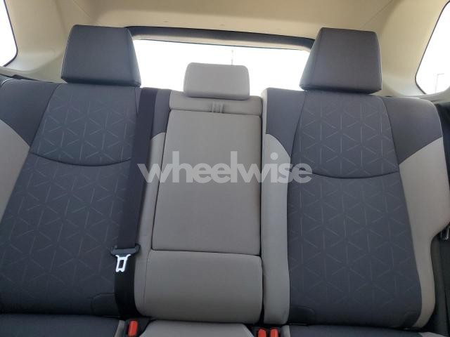 Photo 8 of 2024 TOYOTA RAV4 XLE (VIN JTMRWRFV3RD266535)