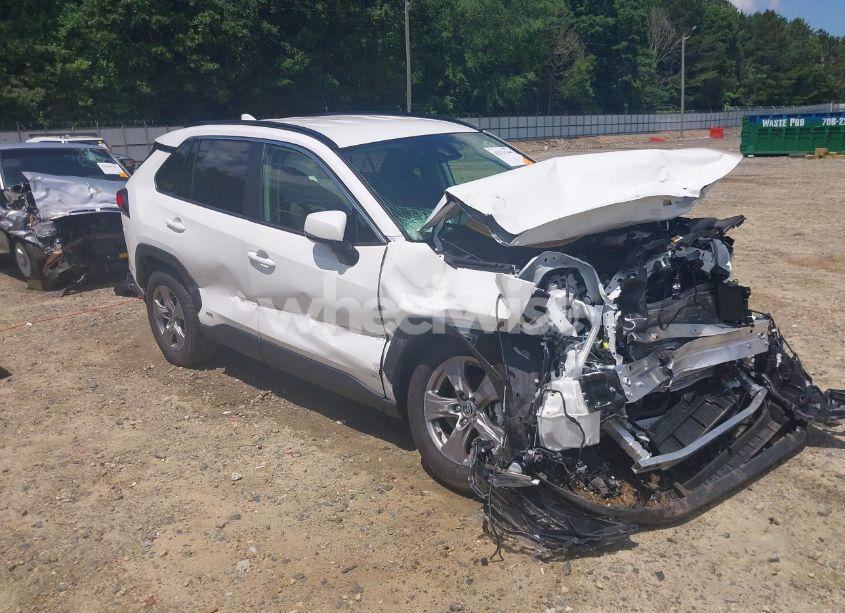 2025 Toyota Rav4 HYBRID XLE (VIN JTMRWRFV3SD284717) main photo