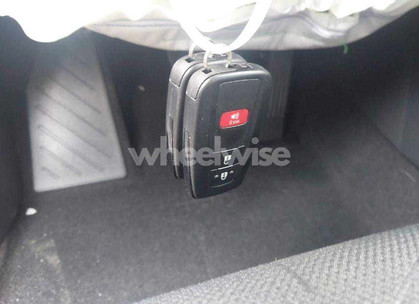 Photo 11 of 2025 Toyota Rav4 HYBRID XLE (VIN JTMRWRFV3SD284717)