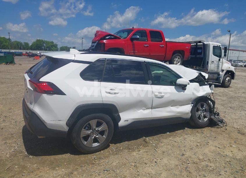 Photo 14 of 2025 Toyota Rav4 HYBRID XLE (VIN JTMRWRFV3SD284717)