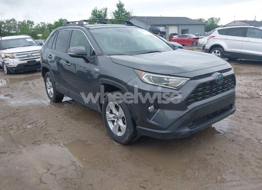 2019 Toyota Rav4 HYBRID XLE (VIN JTMRWRFV4KD024004) main photo