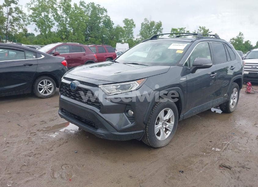 Photo 2 of 2019 Toyota Rav4 HYBRID XLE (VIN JTMRWRFV4KD024004)