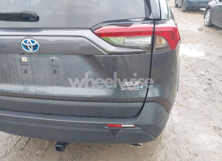 Photo 6 of 2019 Toyota Rav4 HYBRID XLE (VIN JTMRWRFV4KD024004)