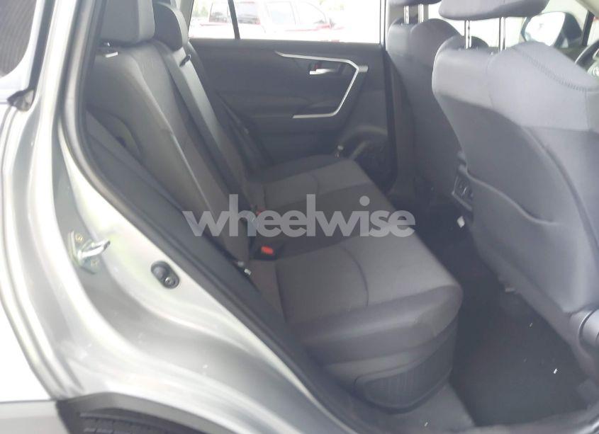 Photo 8 of 2025 Toyota Rav4 HYBRID XLE (VIN JTMRWRFV5SJ063802)