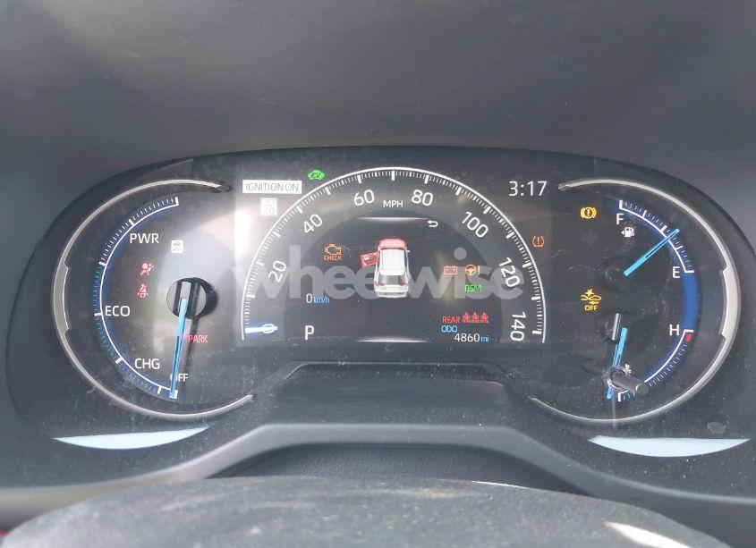 Photo 7 of 2024 Toyota Rav4 HYBRID XLE (VIN JTMRWRFV8RJ060533)