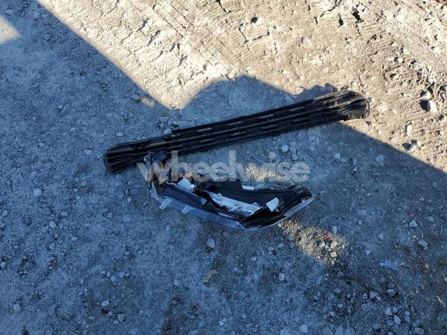 Photo 14 of 2025 TOYOTA RAV4 XLE (VIN JTMRWRFV8SJ077564)