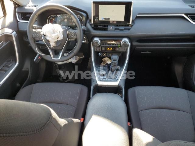 Photo 9 of 2025 TOYOTA RAV4 XLE (VIN JTMRWRFV8SJ077564)