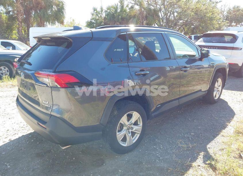 Photo 4 of 2020 Toyota Rav4 HYBRID XLE (VIN JTMRWRFVXLD068543)