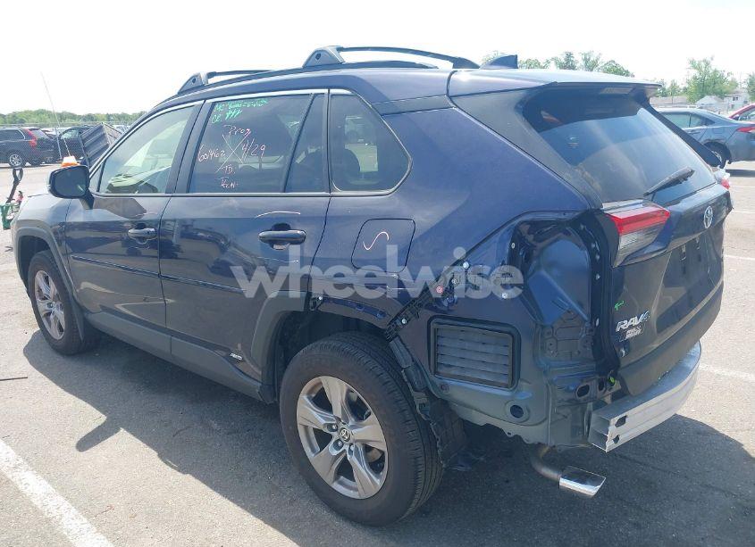 Photo 3 of 2024 Toyota Rav4 HYBRID XLE (VIN JTMRWRFVXRJ058637)