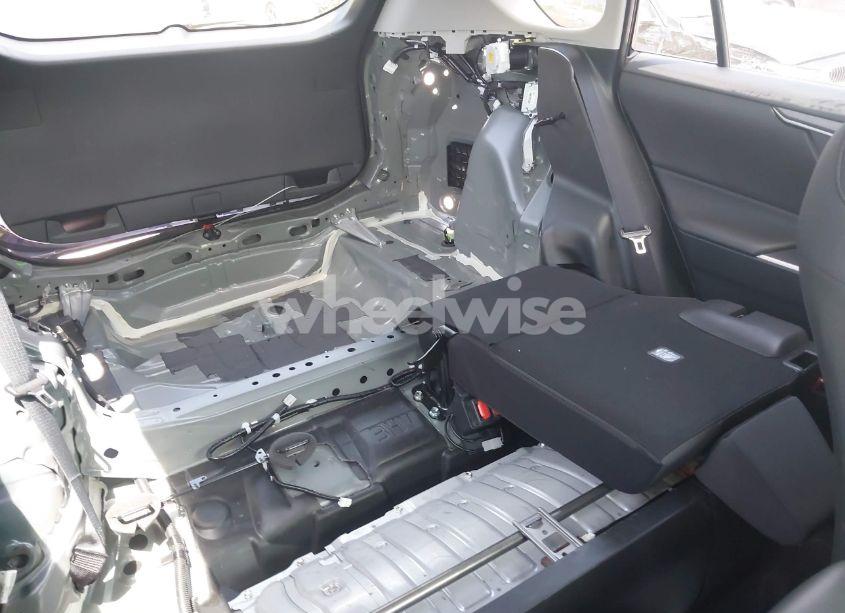 Photo 8 of 2024 Toyota Rav4 HYBRID XLE (VIN JTMRWRFVXRJ058637)