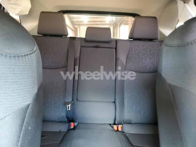 Photo 2 of 2025 TOYOTA RAV4 XLE (VIN JTMRWRFVXSD293544)