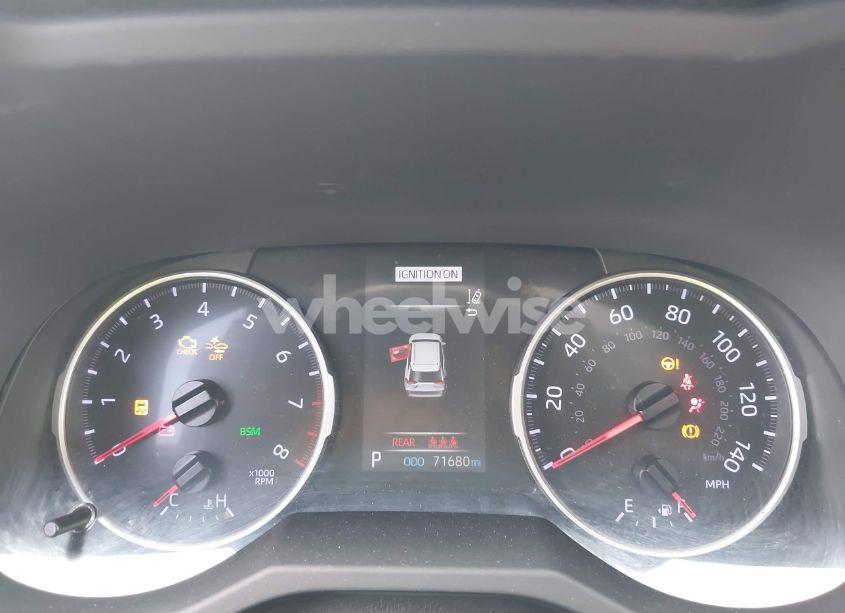 Photo 7 of 2019 Toyota Rav4 XLE (VIN JTMW1RFV6KD502439)