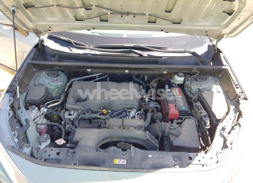 Photo 10 of 2019 Toyota Rav4 XLE (VIN JTMW1RFVXKD505425)