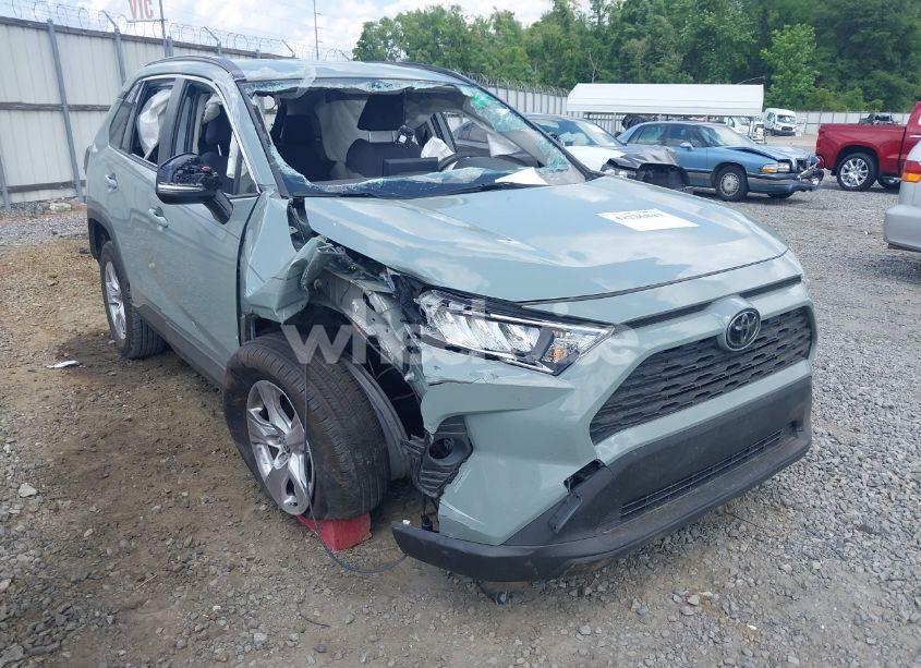 Photo 6 of 2020 Toyota Rav4 XLE (VIN JTMW1RFVXLD522100)