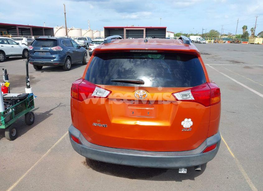 Photo 16 of 2015 Toyota Rav4 XLE (VIN JTMWFREV0FD046088)