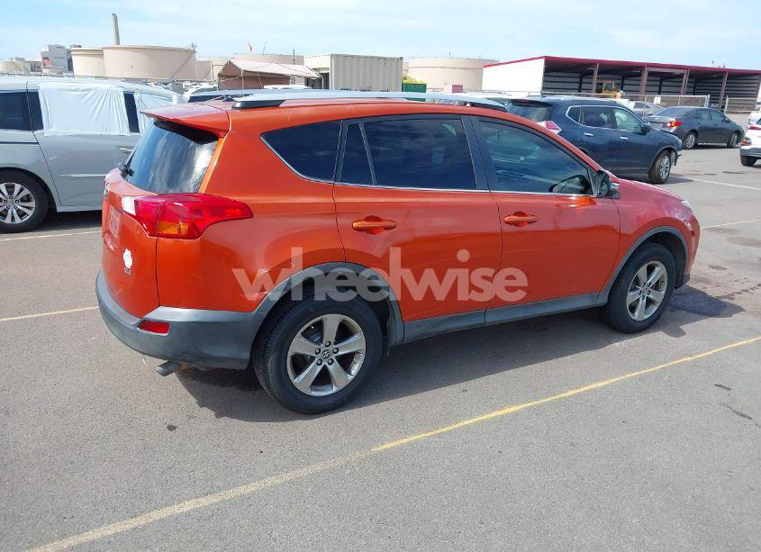Photo 4 of 2015 Toyota Rav4 XLE (VIN JTMWFREV0FD046088)