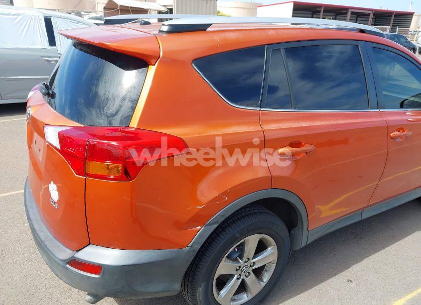Photo 6 of 2015 Toyota Rav4 XLE (VIN JTMWFREV0FD046088)