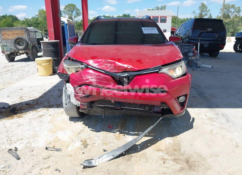 Photo 13 of 2017 Toyota Rav4 XLE (VIN JTMWFREV1HJ120672)