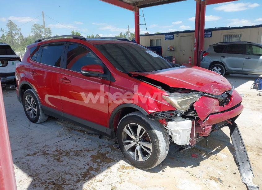 Photo 14 of 2017 Toyota Rav4 XLE (VIN JTMWFREV1HJ120672)