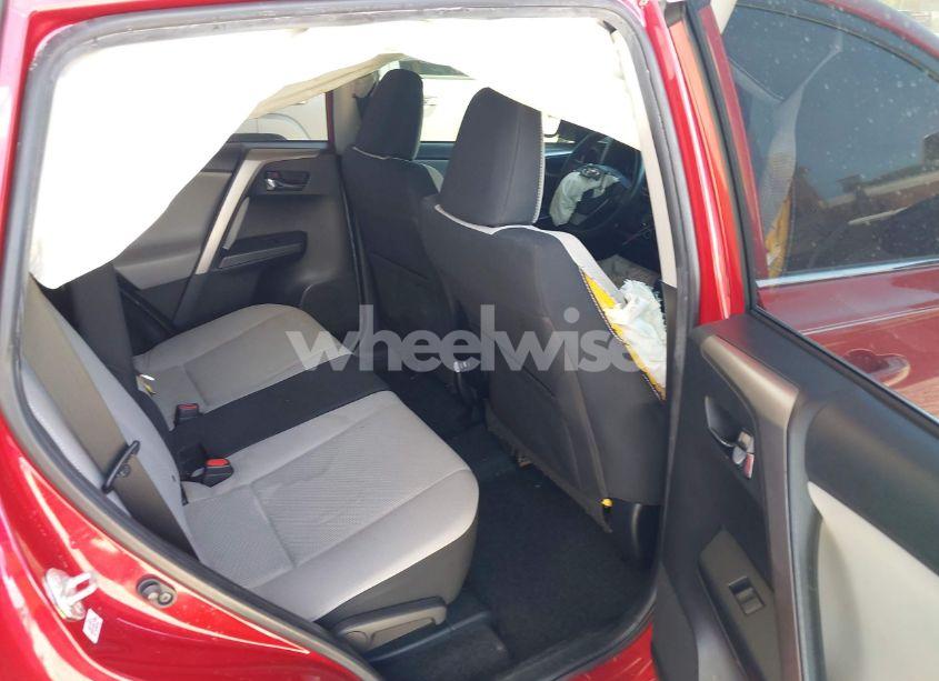 Photo 8 of 2017 Toyota Rav4 XLE (VIN JTMWFREV1HJ120672)