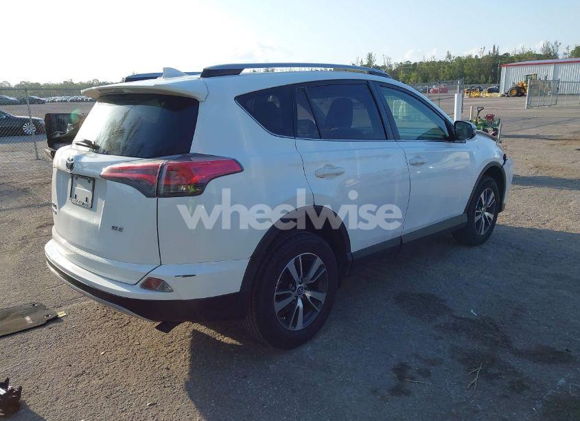 Photo 4 of 2018 Toyota Rav4 XLE (VIN JTMWFREV1JJ200110)