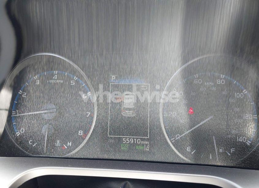 Photo 7 of 2018 Toyota Rav4 XLE (VIN JTMWFREV2JJ209236)