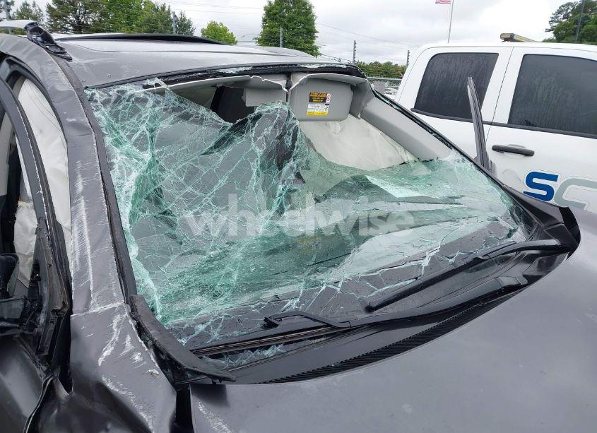 Photo 18 of 2018 Toyota Rav4 XLE (VIN JTMWFREV3JJ184752)