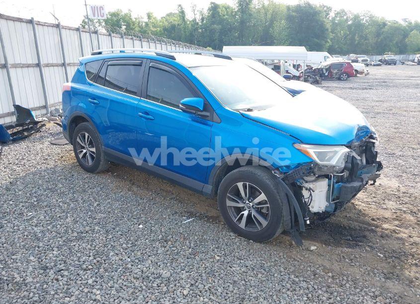 2018 Toyota Rav4 XLE (VIN JTMWFREV3JJ725847) main photo
