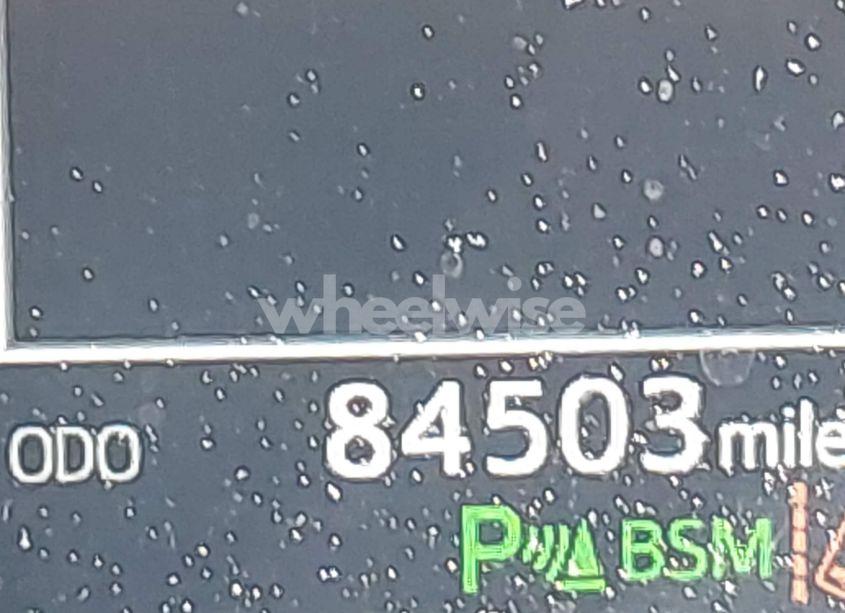 Photo 16 of 2018 Toyota Rav4 XLE (VIN JTMWFREV3JJ725847)