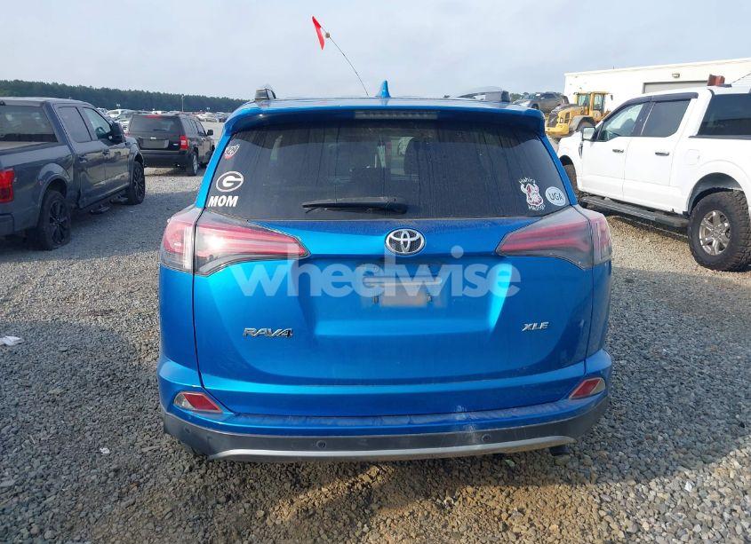 Photo 17 of 2018 Toyota Rav4 XLE (VIN JTMWFREV3JJ725847)