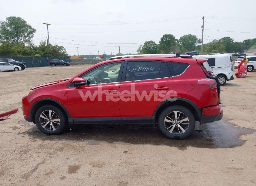 Photo 14 of 2017 Toyota Rav4 XLE (VIN JTMWFREV5HJ122389)