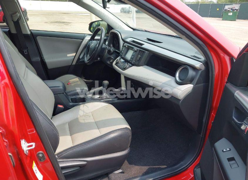 Photo 5 of 2017 Toyota Rav4 XLE (VIN JTMWFREV5HJ122389)