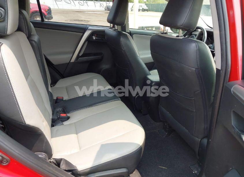 Photo 8 of 2017 Toyota Rav4 XLE (VIN JTMWFREV5HJ122389)