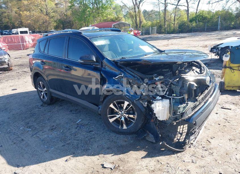 2018 Toyota Rav4 XLE (VIN JTMWFREV5JJ739619) main photo