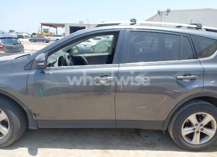 Photo 14 of 2013 Toyota Rav4 XLE (VIN JTMWFREV6DD006093)