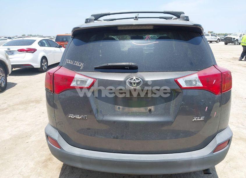 Photo 16 of 2013 Toyota Rav4 XLE (VIN JTMWFREV6DD006093)
