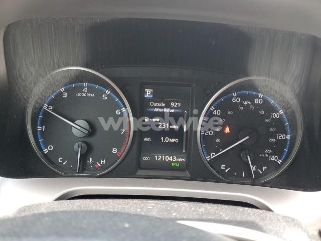 2018 TOYOTA RAV4 ADVENTURE (VIN JTMWFREV6JJ183238) main photo