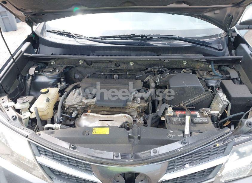 Photo 10 of 2013 Toyota Rav4 XLE (VIN JTMWFREV7DD019502)