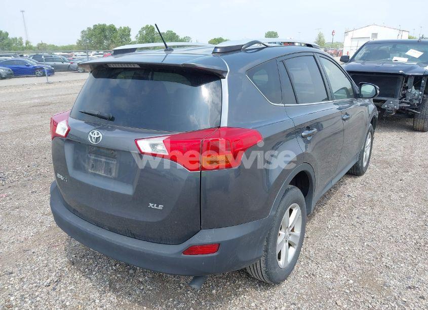 Photo 4 of 2013 Toyota Rav4 XLE (VIN JTMWFREV7DD019502)