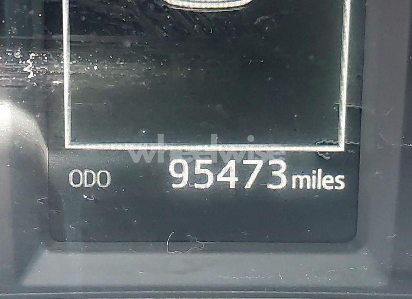 Photo 16 of 2017 Toyota Rav4 XLE (VIN JTMWFREV7HJ144443)