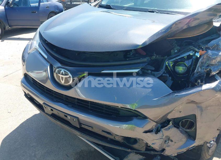 Photo 18 of 2017 Toyota Rav4 XLE (VIN JTMWFREV7HJ144443)