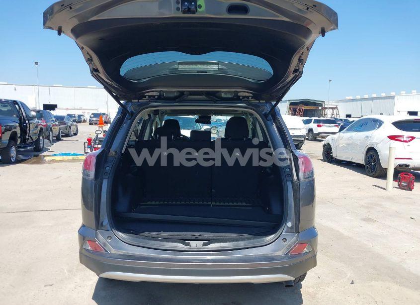 Photo 19 of 2017 Toyota Rav4 XLE (VIN JTMWFREV7HJ144443)