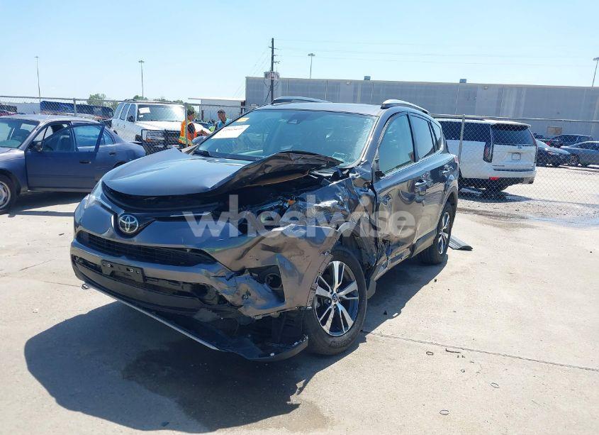 Photo 2 of 2017 Toyota Rav4 XLE (VIN JTMWFREV7HJ144443)