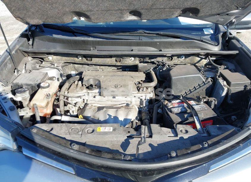 Photo 10 of 2018 Toyota Rav4 ADVENTURE/XLE (VIN JTMWFREV7JD125119)