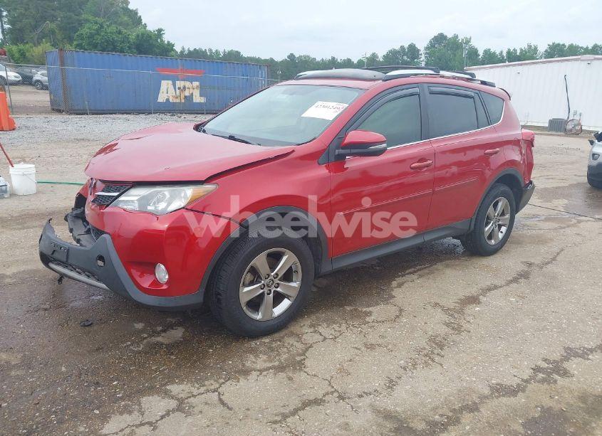 Photo 2 of 2015 Toyota Rav4 XLE (VIN JTMWFREV8FD058537)