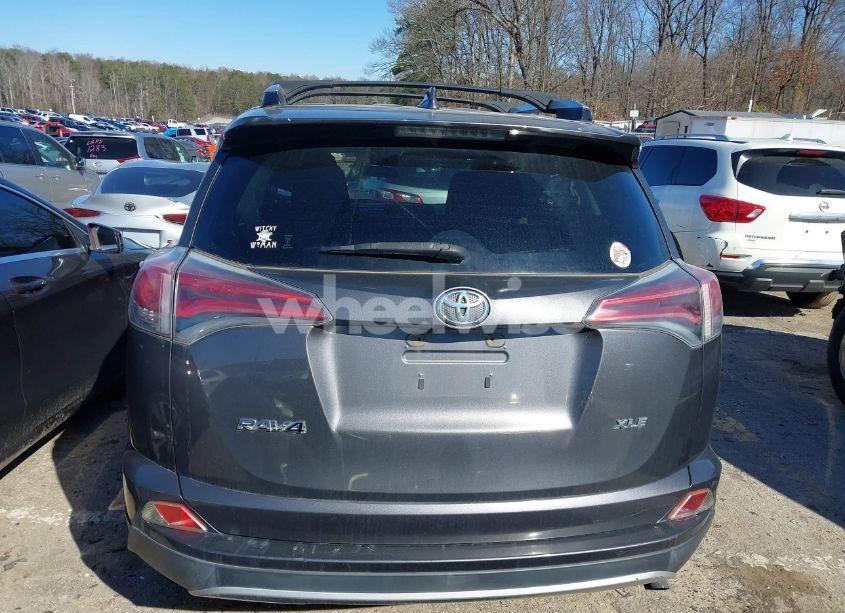 Photo 16 of 2016 Toyota Rav4 XLE (VIN JTMWFREV8GJ087491)