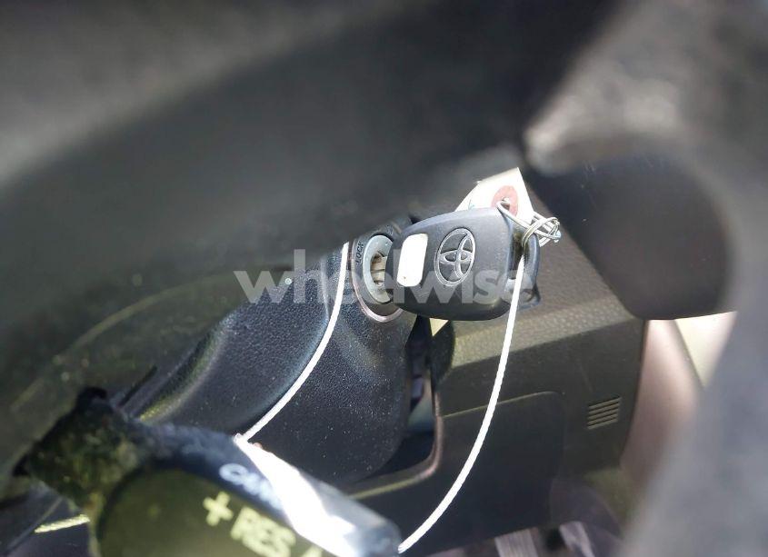 Photo 11 of 2013 Toyota Rav4 XLE (VIN JTMWFREV9D5002985)