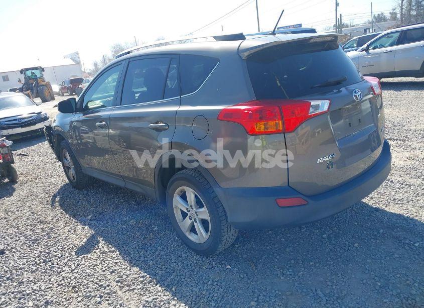 Photo 3 of 2013 Toyota Rav4 XLE (VIN JTMWFREV9D5002985)