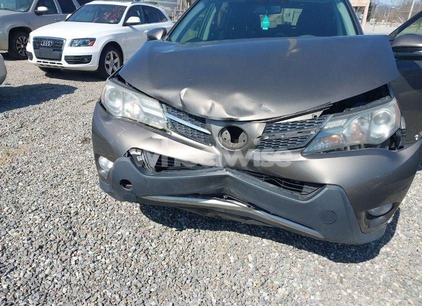 Photo 6 of 2013 Toyota Rav4 XLE (VIN JTMWFREV9D5002985)